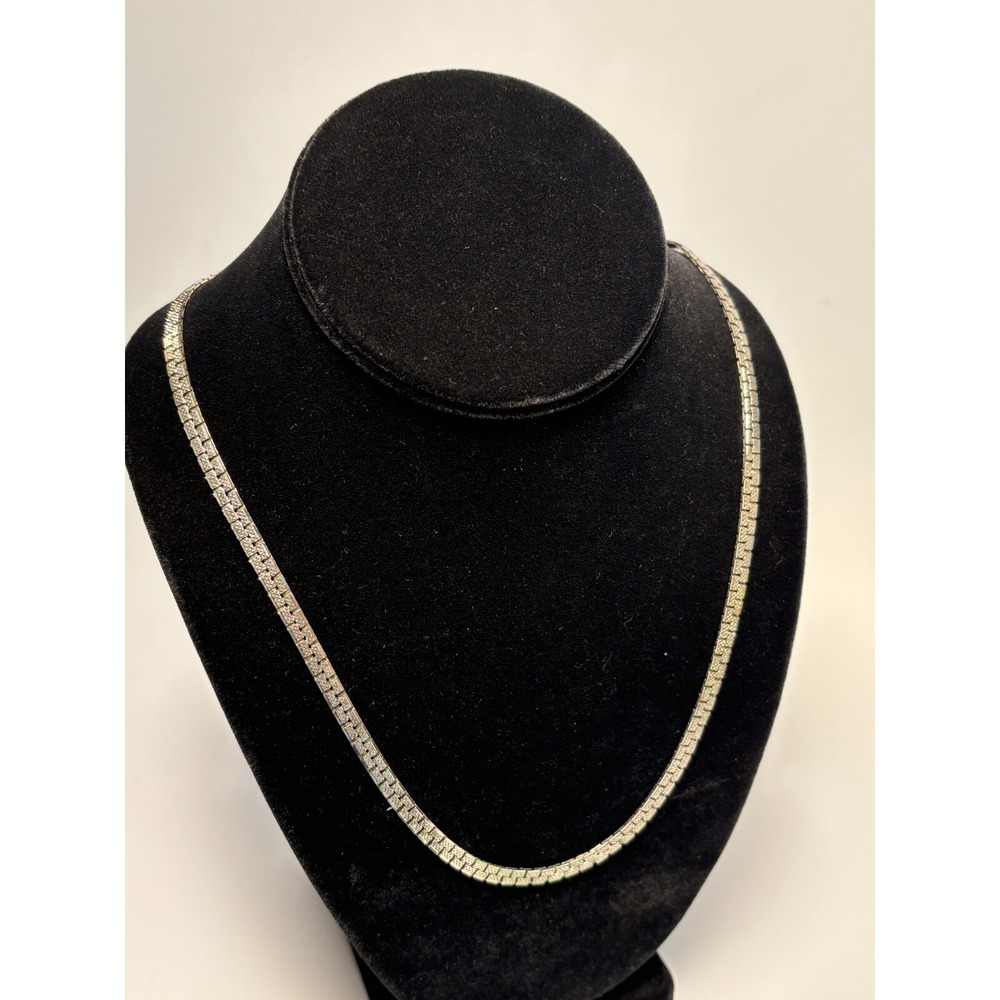 Necklace Offset Rectangle Chain Pattern Unique Re… - image 1